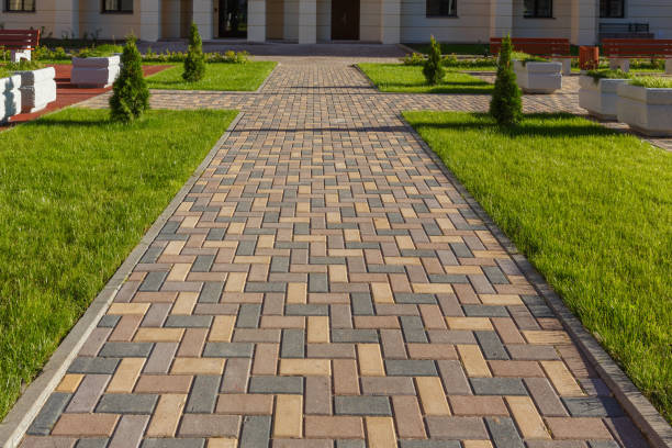 Best Professional Driveway Pavers  in Effingham, IL